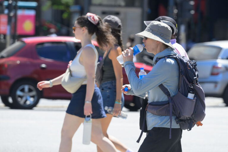 Un verano que no da tregua: ¿Cómo protegerse del calor extremo?