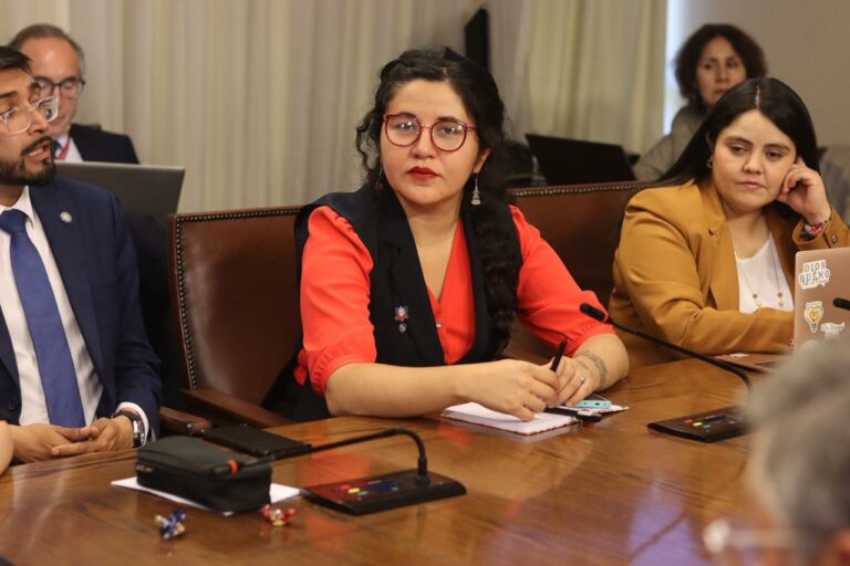 Tras apoyo de Kast a acción militar norteamericana: Diputados presentan reforma que fija principio de no intervención