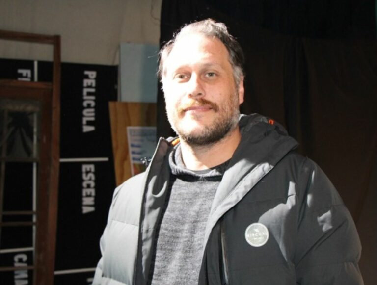 [Podcast] “La política tiende a ser muy teatral”: Pablo Teillier comenta el reestreno de “Allende el musical”