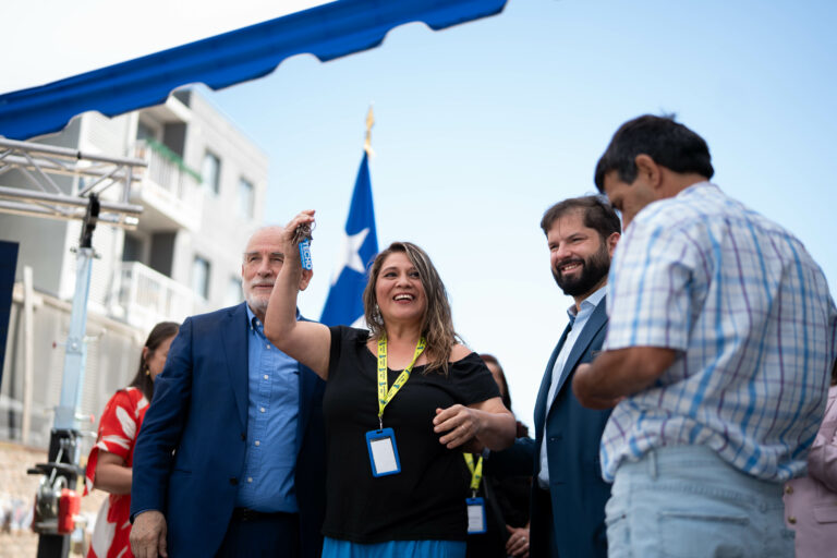 Plan de Emergencia Habitacional presenta un 95% de avance respecto de la meta de entregar 260 mil viviendas