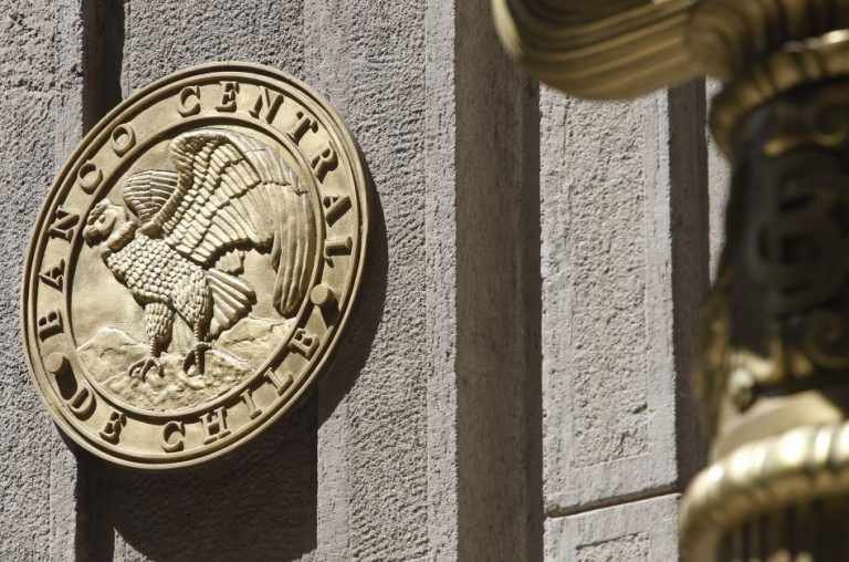 Banco Central mantiene la tasa en 4,5% y refuerza cautela ante incertidumbre internacional