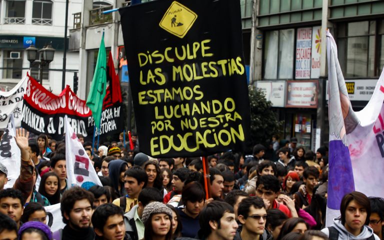 Otro montaje de La Tercera para aniquilar la educación pública y la gratuidad
