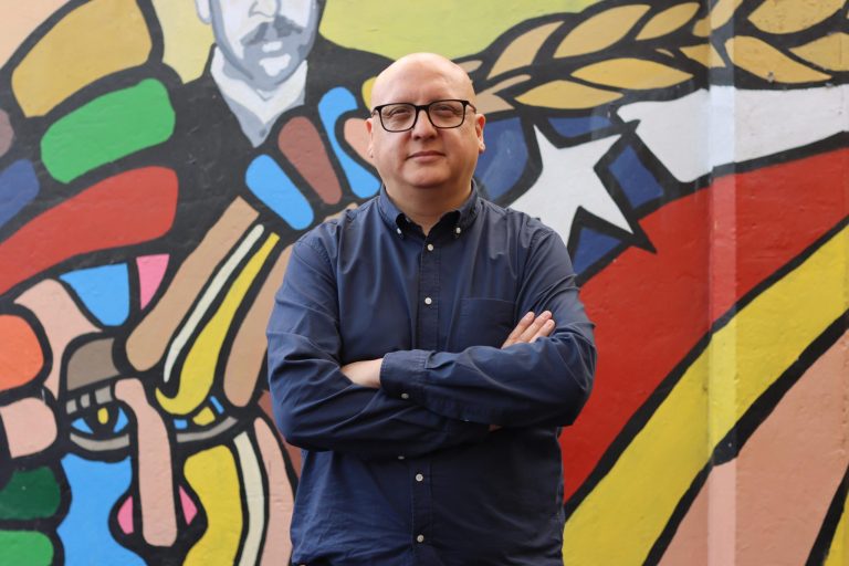 Eric Campos por alza del salario mínimo: “Lo que hace el gobierno no es solo insuficiente es cruel”