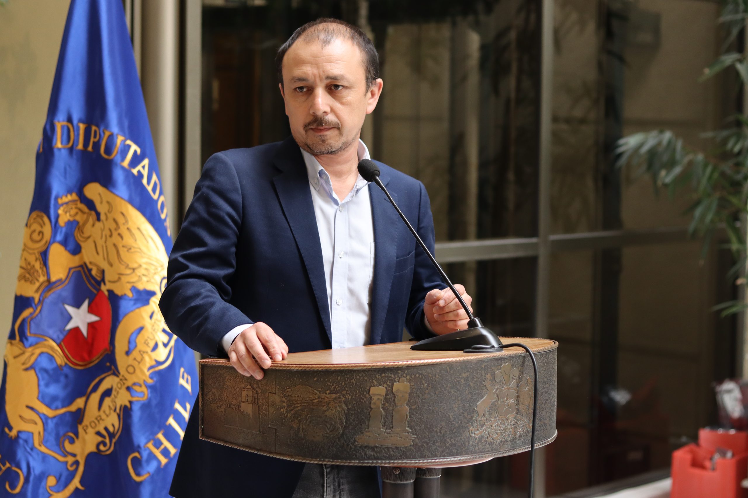 Diputado Cuello emplaza a Quiroz: “Debe asumir su responsabilidad política por la inflación”