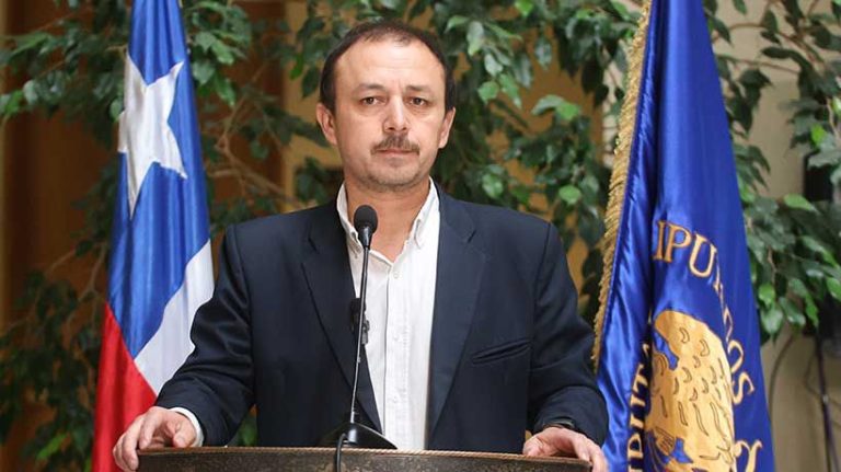 Diputado Cuello denuncia “letra chica” en congelamiento de tarifa del transporte regional