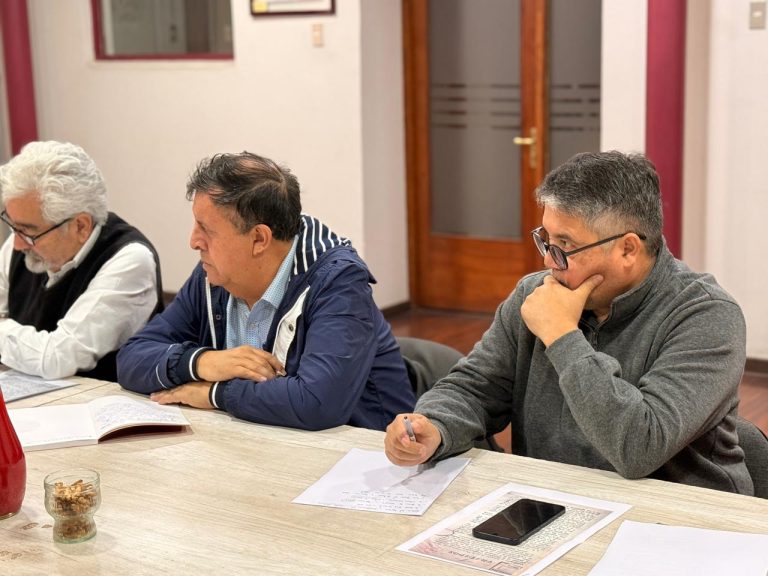 Una tempestad en el horizonte: La ilusión de la ternura en tiempos de radicalización neoliberal