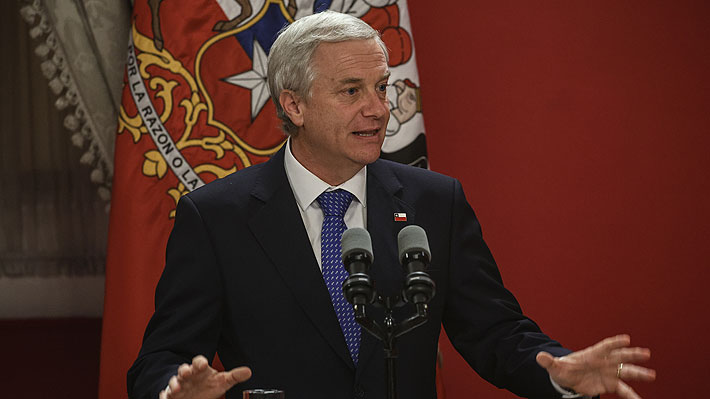 Red de Centros de Pensamiento Progresista presenta balance económico del primer mes del gobierno Kast ante parlamentarios de oposición