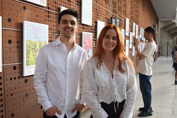 Voz de Gabriela Mistral se toma el Metro y festeja Mes del Libro