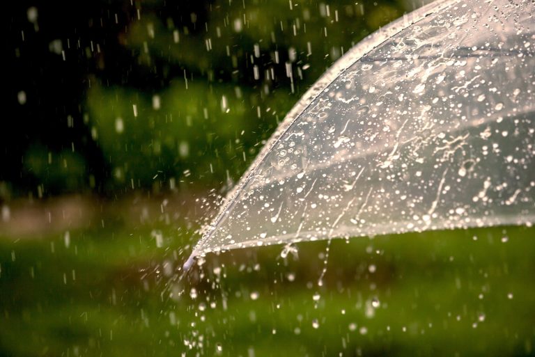 Invierno 2026: pronostican inicio normal y segunda mitad marcada por marejadas, lluvias intensas y riesgos climáticos