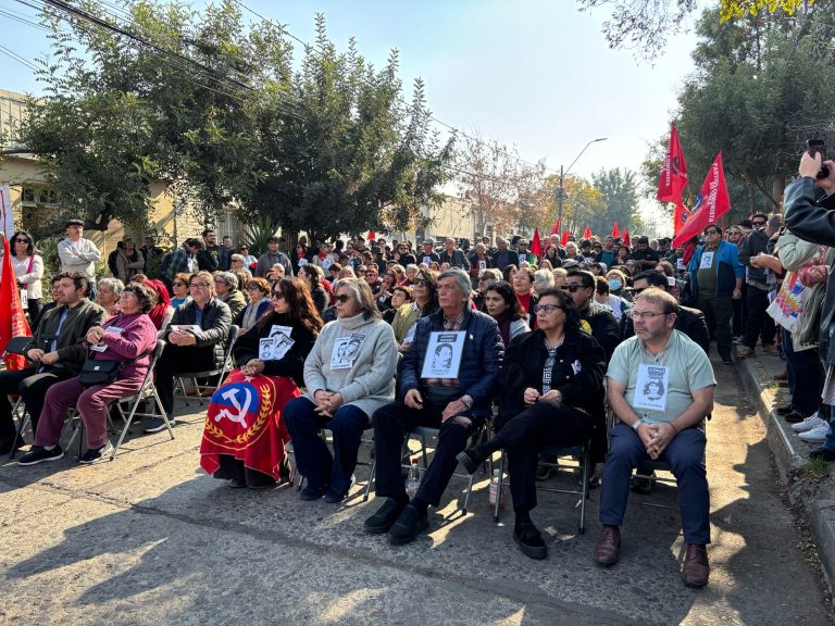 El PC rindió homenaje a direcciones clandestinas desaparecidas, a 50 años del caso calle conferencia