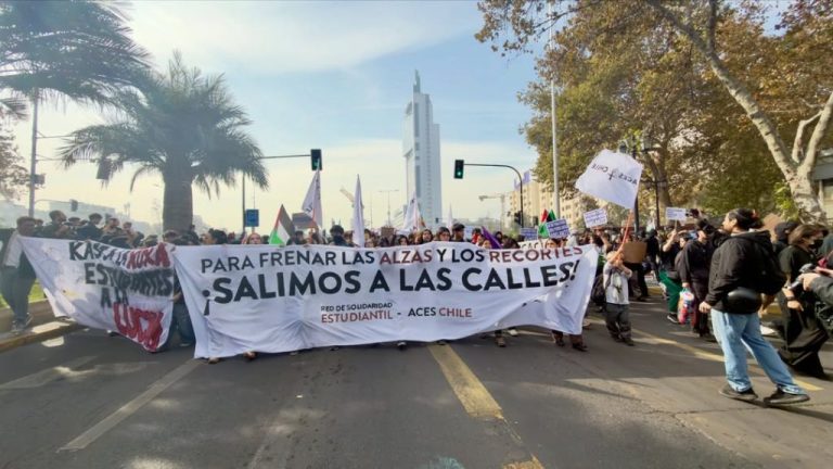 Casa Memoria José Domingo Cañas denuncia brutal represión contra estudiantes 