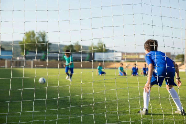 Hora activa obligatoria en colegios: llaman a las familias a reforzar la medida 