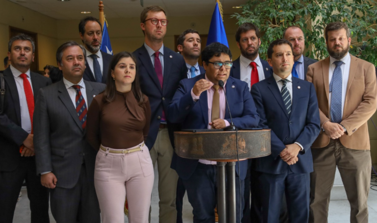 Carter, Romero y Kast entre otros: 15 diputados de la bancada del Partido Republicano han ingresado 0 mociones parlamentarias