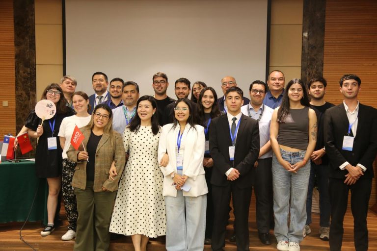 Seminario en China reúne a periodistas chilenos sobre comunicación, tecnología y desarrollo