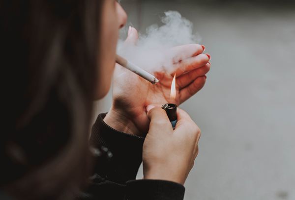 11,7% de los adolescentes consume tabaco y 34,5% estuvo expuesto al humo en su hogar