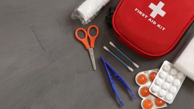 Kit de emergencia: los elementos que pueden marcar la diferencia durante las primeras 72 horas de una catástrofe