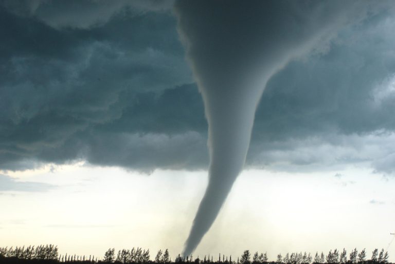 Cuando Chile descubrió que los tornados también eran parte de su realidad