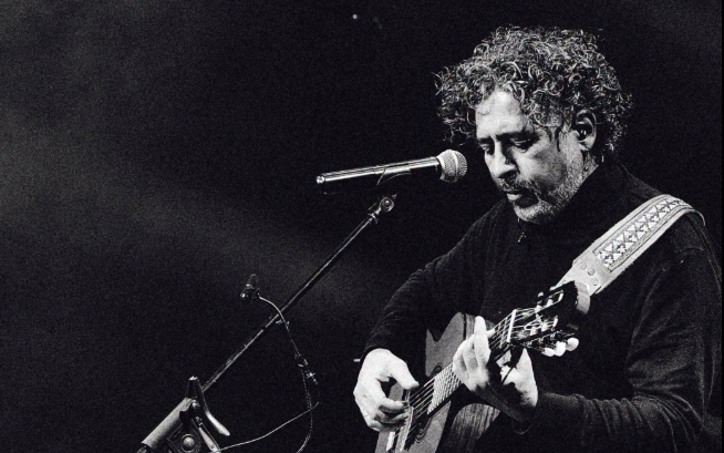 Manuel García cierra su exitosa gira “Pánico” en el Teatro Municipal de Santiago