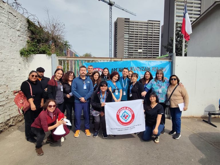 “El per cápita no alcanza” y “peligran los PRAPS”: funcionarios de salud de Macul explican causas del paro nacional en salud primaria