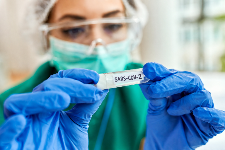 Investigación desarrollada en la Universidad de O’Higgins revela la diversidad oculta del SARS-COV-2