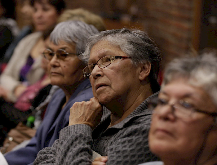 47 autoridades fuera: Renuncia el Seremi de Salud, pero el abandono estatal a las personas mayores se mantiene