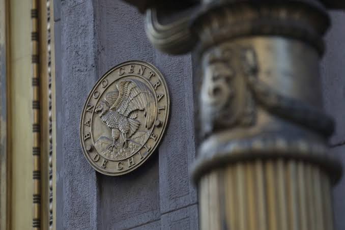 Banco Central mantiene la tasa de interés en 4,5% y advierte mayor incertidumbre para la economía
