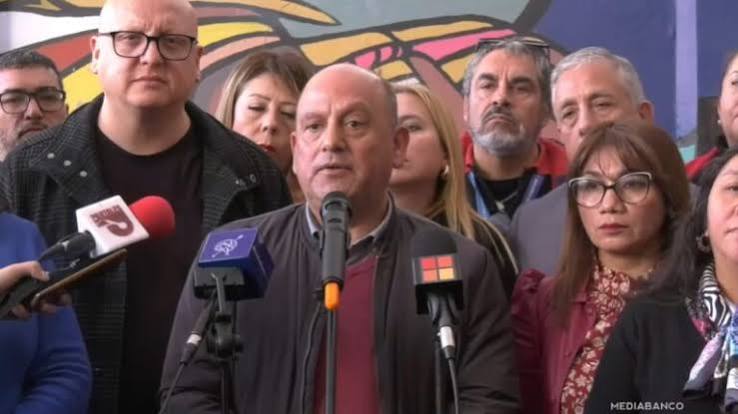 CUT acusa “mirada bicéfala” del Gobierno tras anuncios en materia laboral: por un lado da y por el otro quita