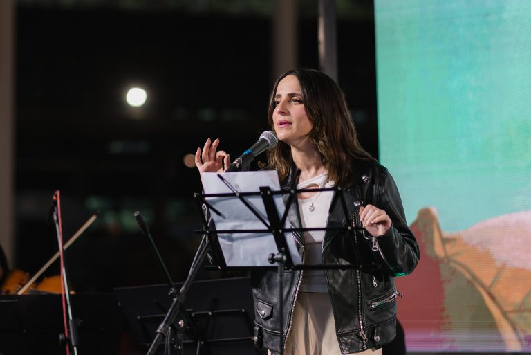 BioBío en 100 palabras presenta su primer audiolibro con las mejores historias de su edición 2025