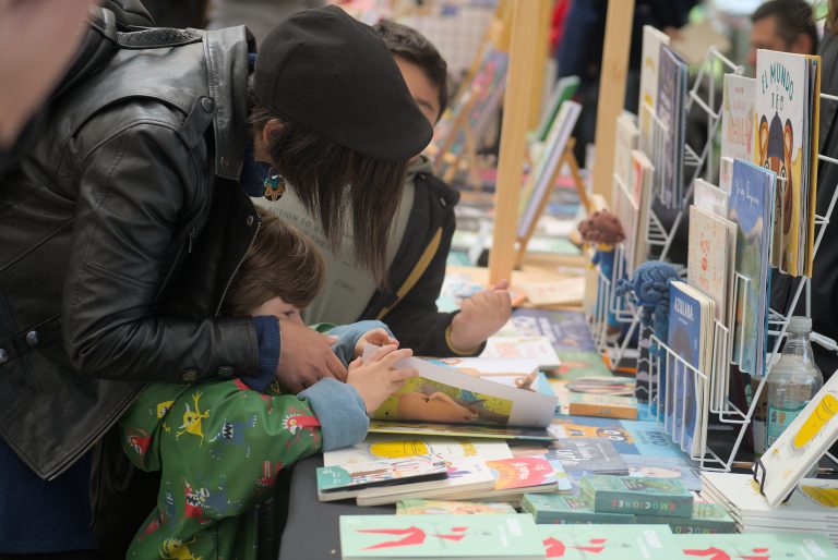 [Podcast] Primavera del Libro: Tres días de actividad cultural gratuita en Estación Mapocho